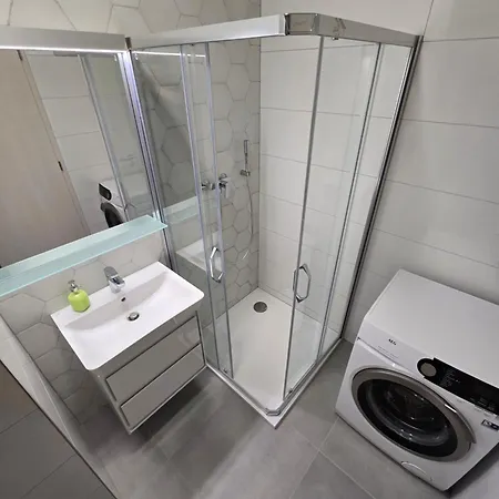 Revitalizer - A Calm Oasis In The Center Of Apartment Brünn